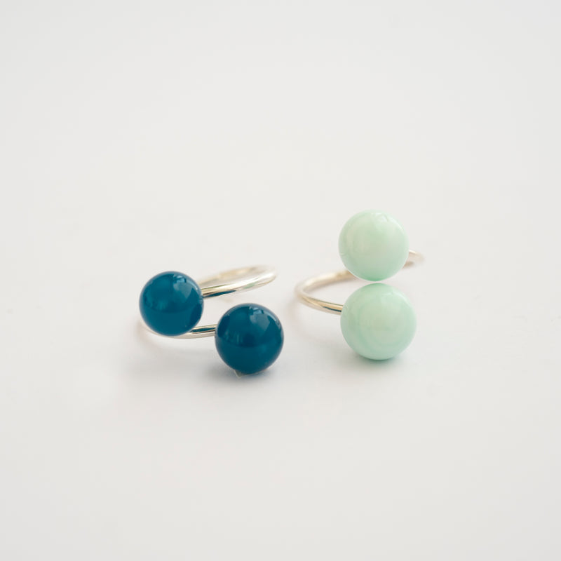 Pompom ring Turquoise 2 beads
